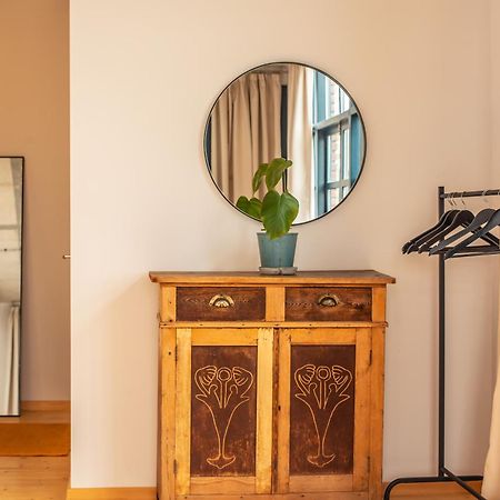 Black Tomato Hostel Kutaisi Dış mekan fotoğraf