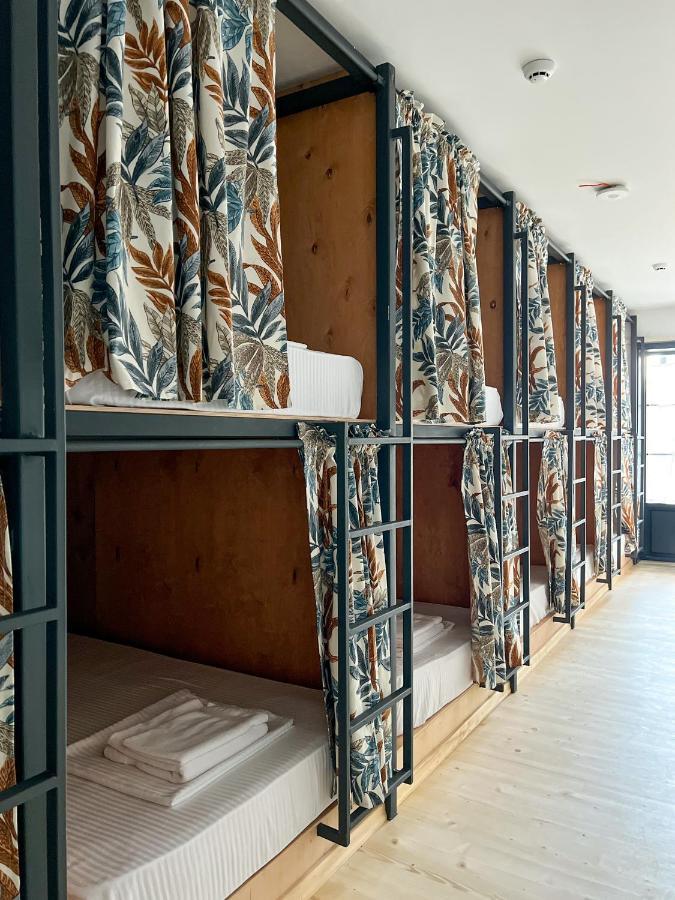 Black Tomato Hostel Kutaisi Dış mekan fotoğraf
