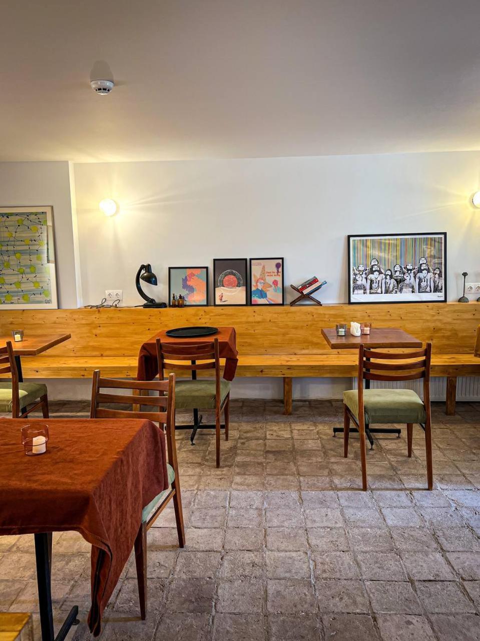 Black Tomato Hostel Kutaisi Dış mekan fotoğraf